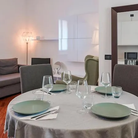 Host4u - Menotti In With Parking Apartmán Brescia