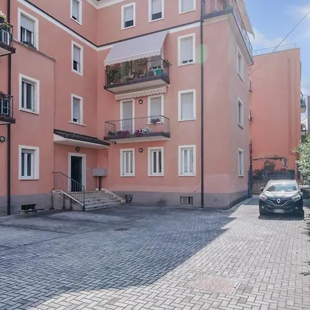 Apartament Host4u - Menotti In With Parking